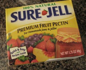 Tutorial Tuesday-Strawberry Freezer Jam